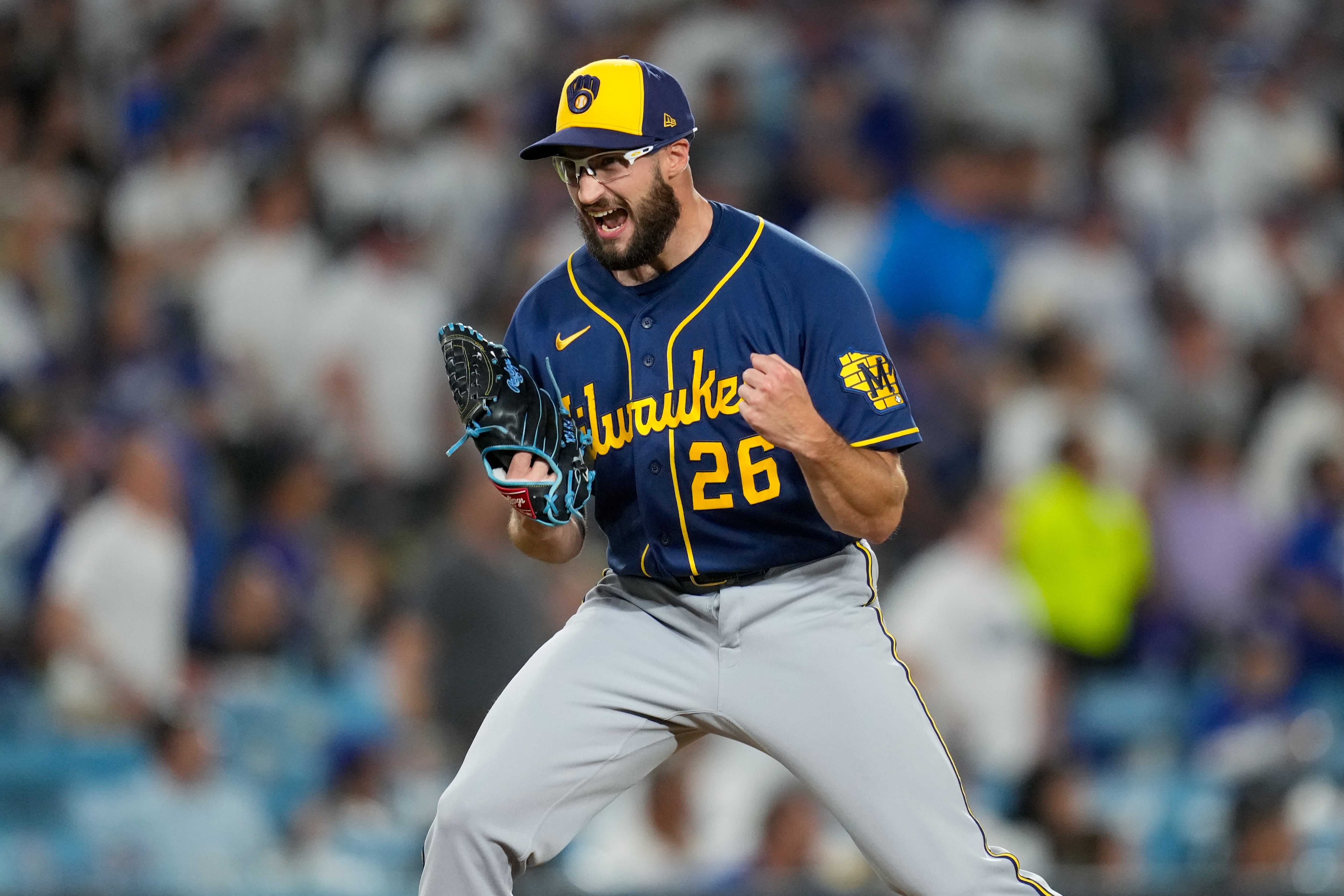 Brewers Reach World Series for First Time Since 1982