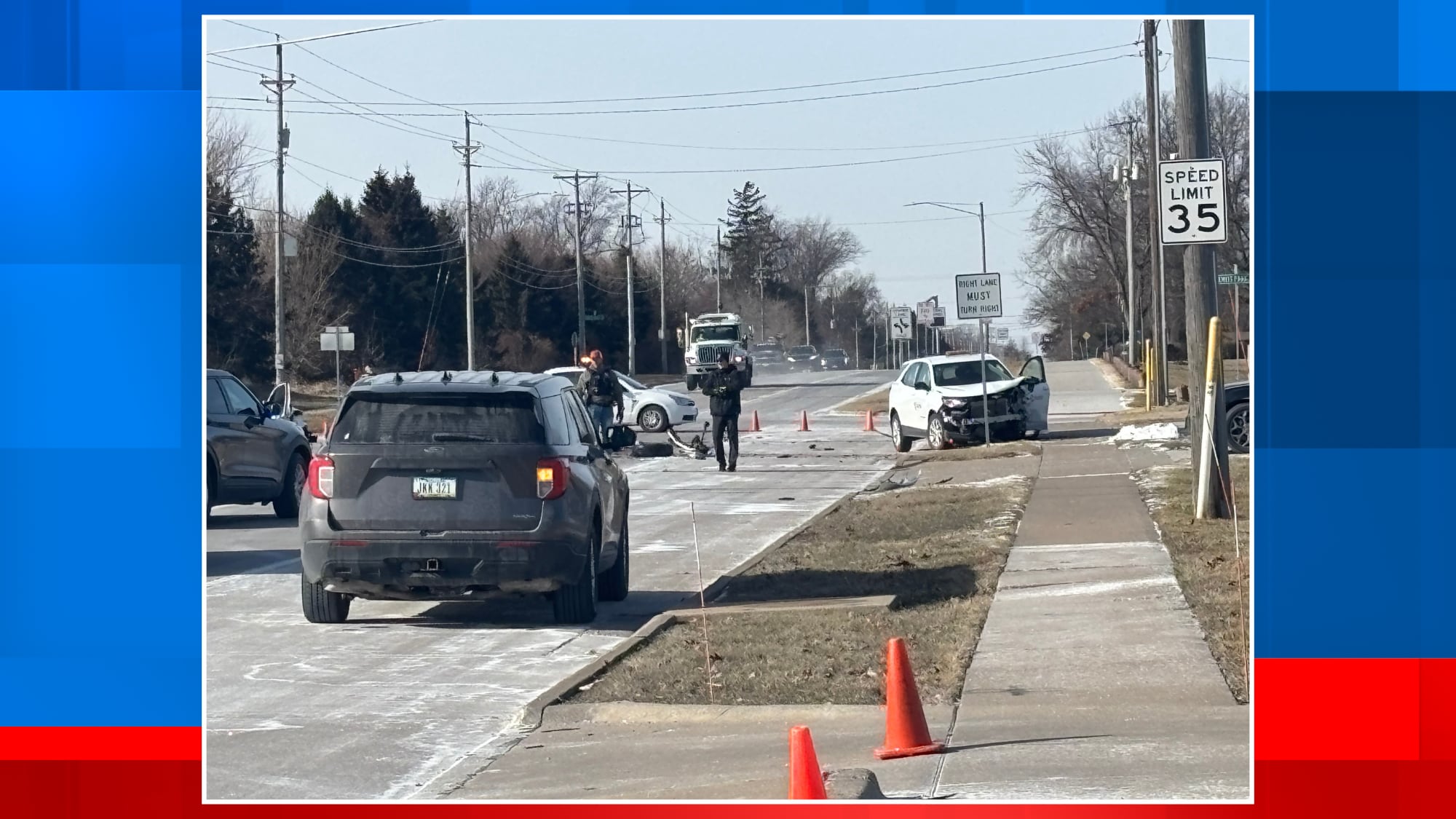 32 - year - old killed in head - on crash with Davenport city vehicle