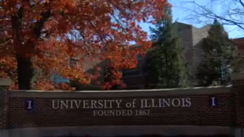 Total student enrollment across Illinois' 12 public universities increased to 190,114 students.