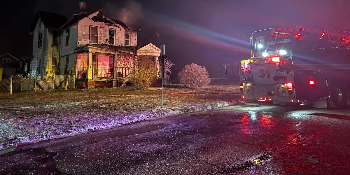 Galesburg home deemed ‘total loss’ after overnight fire