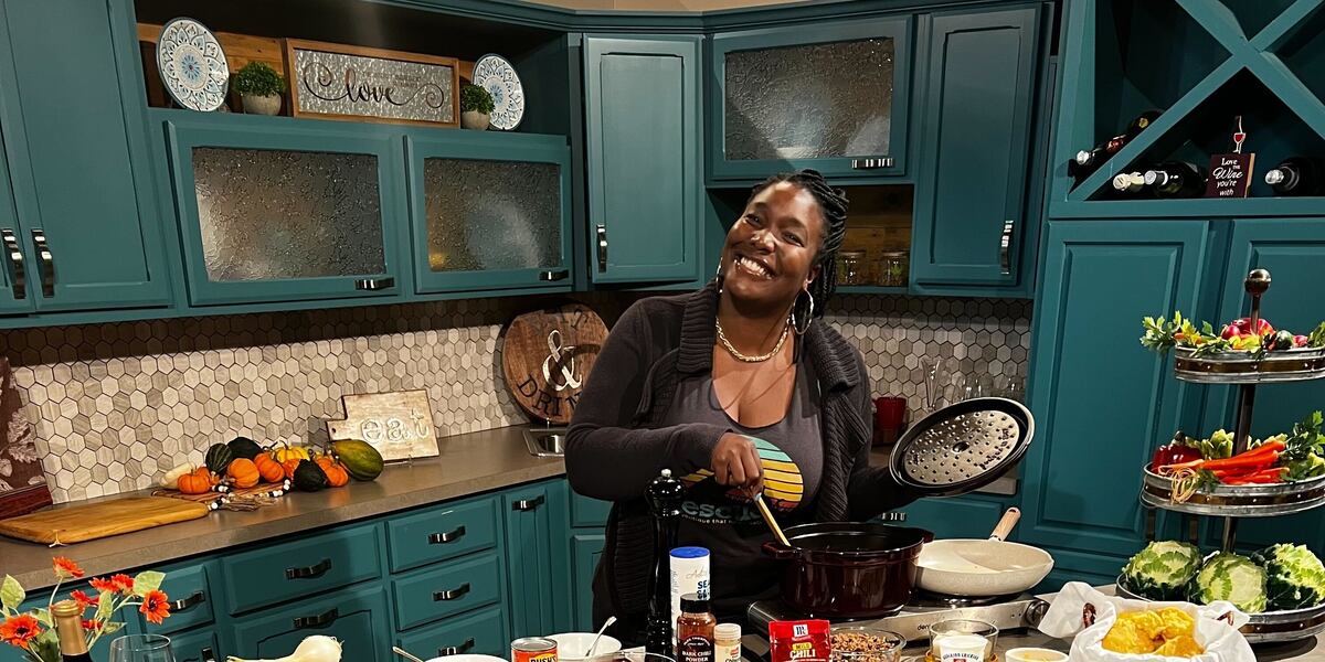 Chef Keys makes an American kitchen staple, Chili